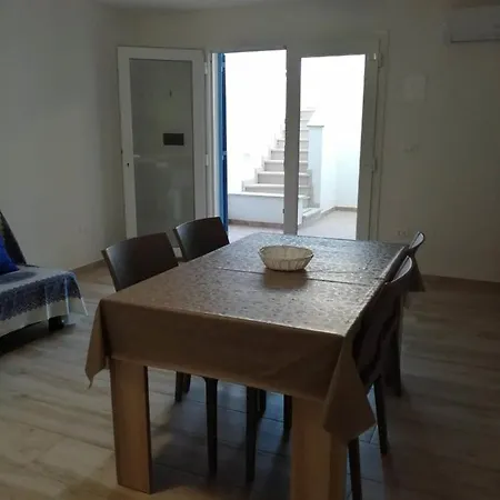 Nice Two-room Giusy Apartment Torre Pali